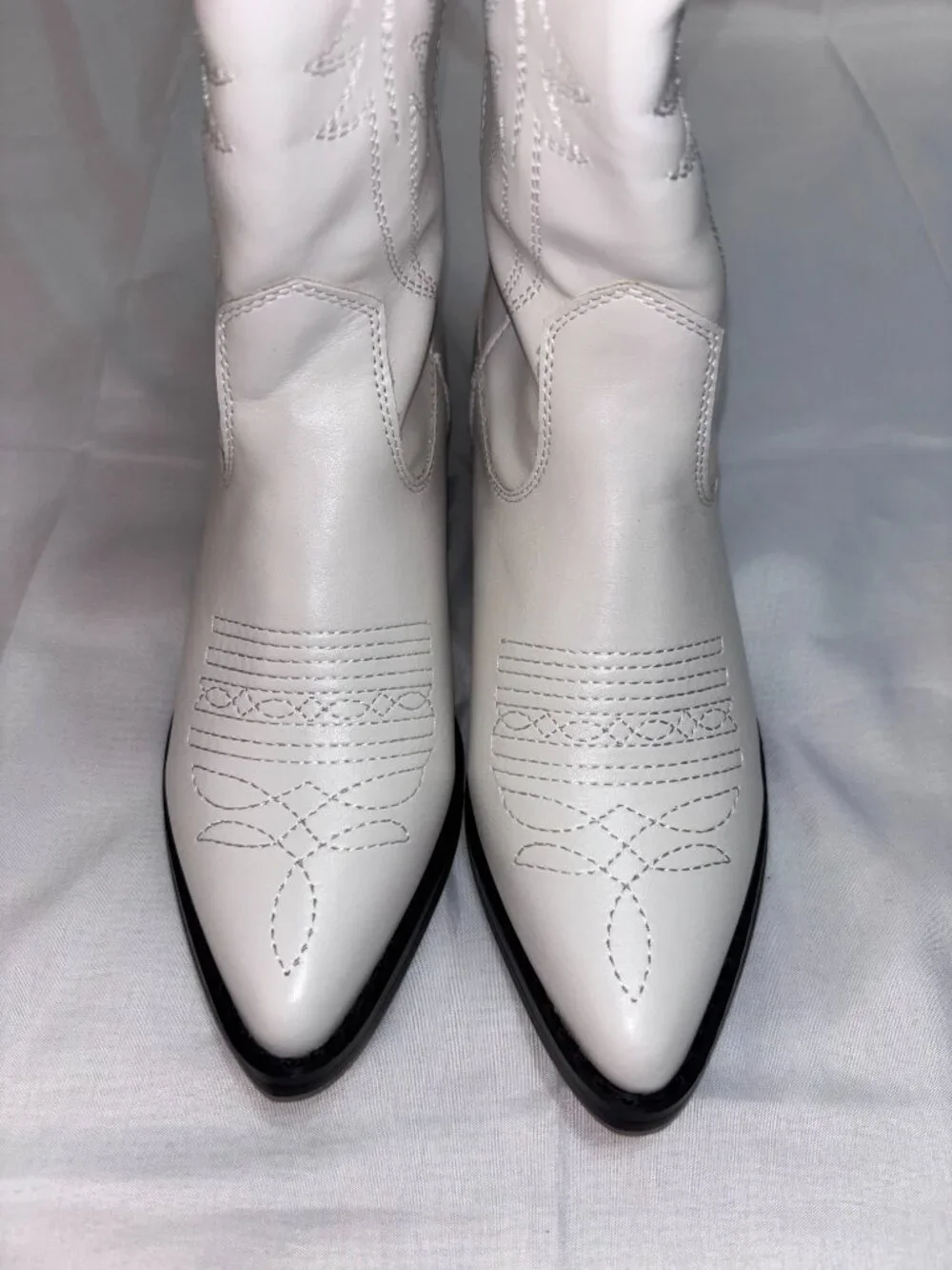 White Western Cowboy Boots Women’s Size 8 Pointed Toe Knee High Embroidered NIB